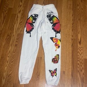BUTTERFLY SWEATS